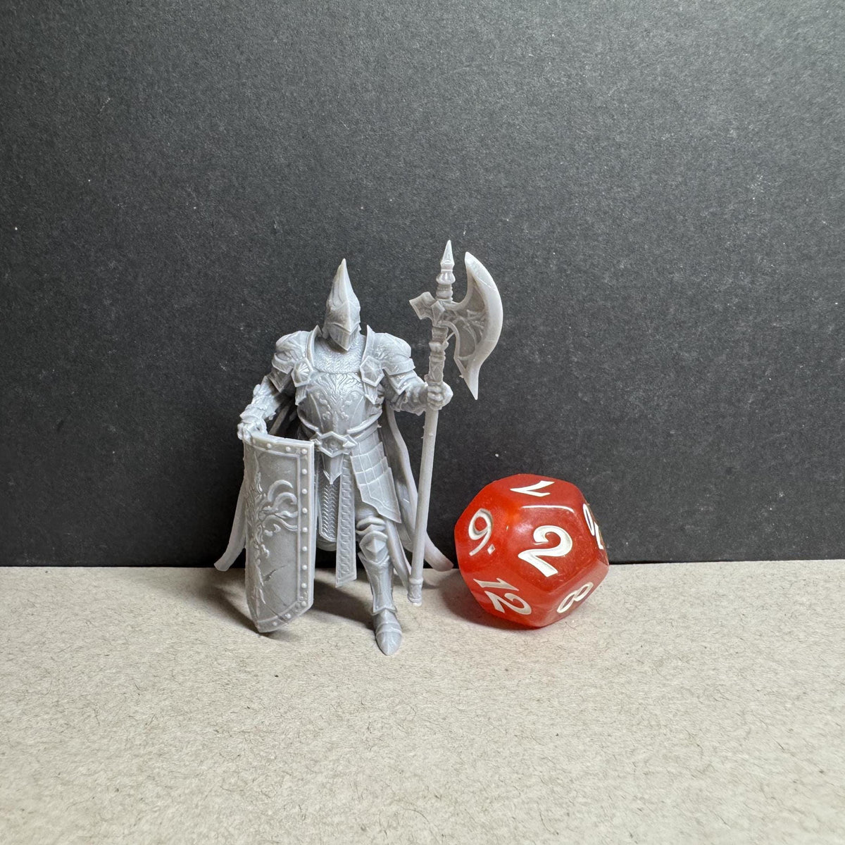Elite Knight Miniature Lars | 32mm 75mm Armored Human Fighter Resin Mini | Unpainted Tabletop RPG Soldier Figure | DnD Paladin Character